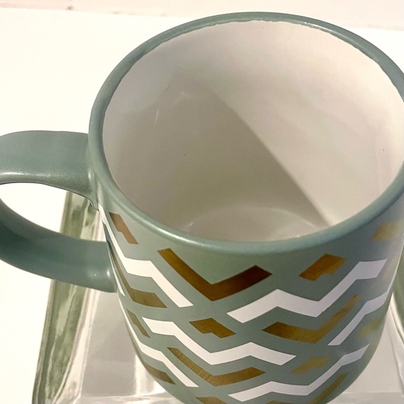 Thyme & Table Stoneware Mug Metallic Gold & White Chevron Modern Design 16oz - Picture 4 of 7